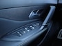 Peugeot 408 GT Hybrid 145pk e-DCS6 Automaat, Rijklaarprijs, Navigatie 360 graden Camera Adaptieve cruise control Elekrtische kofferklep