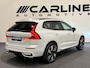 Volvo XC60 2.0 T6 Plug-in hybrid AWD Plus DARK CRYSTAL WHITE PANORAMA VIRTUAL ACC ASSIST KEYLESS NAVI CARPLAY NAP GARANTIE APK