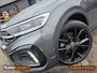 Volkswagen T-Roc 1.5 TSI R-Line Edition | Met panoramadak, stoelverwarming, elektrische achterklep en virtual cockpit!