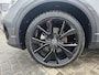 Volkswagen T-Roc 1.5 TSI R-Line Edition | Met panoramadak, stoelverwarming, elektrische achterklep en virtual cockpit!