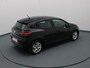 Renault Clio TCe Zen 90pk Airco | Cruise | Navi | Parkeersens. achter