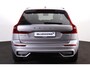Volvo XC60 T6 Recharge AWD Plus Dark - Panorama/schuifdak - IntelliSafe Assist & Surround - 360º Camera - Harman/Kardon audio - Verwarmde voorstoelen, stuur & achterbank - Parkeersensoren voor & achter - Elektr. bedienb. voorstoelen met geheugen - Head up display - Draadloze tel. lader - Extra getint glas - 19' LMV