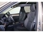 Volvo XC90 T8 Recharge AWD Plus Bright - Panorama/schuifdak - IntelliSafe Assist & Surround - 360º Camera - Harman Kardon audio - Verwarmde voorstoelen, stuur & achterbank - Parkeersensoren voor & achter - Elektr. bedienb. voorstoelen met geheugen - Head up display - Draadloze tel. lader - Extra getint glas - 21' LMV