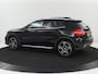 Mercedes-Benz GLA 200 AMG Line | Panoramadak | Stoelverwarming | Leder/Alcantara | Bi-Xenon | Sportstoelen | Bluetooth | Airco | 19'' | Getint glas