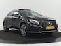 Mercedes-Benz GLA 200 AMG Line | Panoramadak | Stoelverwarming | Leder/Alcantara | Bi-Xenon | Sportstoelen | Bluetooth | Airco | 19'' | Getint glas