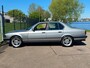 BMW 7-Serie 750i V12 E32 Velours 18inch M Parallel Nette staat! Uniek