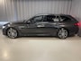 BMW 5-Serie Touring 530e xDrive High Executive M Sport 18''/Panoramadak/Laser LED/Trekhaak/Head-up/Keyless/Dodehoek/Camera/Apple Carplay & Android Auto/HiFi