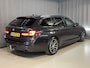 BMW 5-Serie Touring 530e xDrive High Executive M Sport 18''/Panoramadak/Laser LED/Trekhaak/Head-up/Keyless/Dodehoek/Camera/Apple Carplay & Android Auto/HiFi