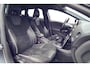 Volvo V40 2.0 T2 R-Design / Trekhaak / Navi / Cruise / Climate / Stoelverw. / Leer - Alcantara