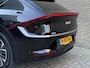Kia EV6 Plus 77.4 kWh | 100% SOH | Adaptieve cruise | Warmtepomp | Lederen bekleding | Memory | Camera | Meridian sound | Apple CarPlay / Android Auto | Dodehoekdetectie | Stoelverwarming voor&achter | Stoelventilatie | Stuurverwarming | Sfeerverlichting | Elektrische achterklep | Volledig onderhouden