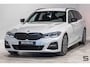 BMW 3-Serie Touring 318i M-sport|E-trekhaak|Leder|NAP|Cam|