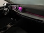 Volkswagen Golf 1.0 TSI Life 110PK | Sfeerverlichting | Clima | Parkeersensoren | Lichtmetaal |