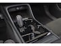 Volvo XC40 Recharge P8 AWD R-Design - Panorama/schuifdak - IntelliSafe Assist & Surround - 360º Camera - Harman/Kardon audio - Adaptieve LED koplampen - Verwarmde voorstoelen, stuur & achterbank - Parkeersensoren voor & achter - Elektr. bedienb. voorstoelen met geheugen links - Draadloze tel. lader - Warmtepomp - Extra getint glas - Inklapbare trekhaak - 20' LMV