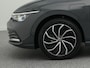 Volkswagen Golf Style 1.4 eHybrid 204 PK | LED Matrix IQ | Elektrisch Verstelbare Stoelen| Stoel & Stuurverwarming | Parkeersensoren Voor & Achter | Navigatie |