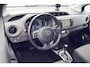 Toyota Yaris 1.5 Hybrid Aspiration / 1e Eigenaar / NL-Auto / Navi / Camera / Climate Control