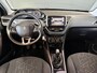 Peugeot 2008 1.2 PureTech Blue Lion | Navi | Sensoren | Trekhaak