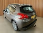 Peugeot 2008 1.2 PureTech Blue Lion | Navi | Sensoren | Trekhaak