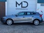Volvo V40 2.0 T3 Momentum - Nieuwe Distributie riem - NAP