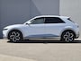 Hyundai Ioniq 5 Lounge 77.4 kWh 228pk / SOH 100% / Fabrieksgarantie tot 12-2027 / Dealer onderhouden / Trekgewicht 1600 kg / Trekhaak afneembaar / Warmtepomp / CCS snel laden / Elektrische stoelen en klep / BOSE Audio Systeem / Stuur- Stoel & Achterbank verwarming / 19" LM wielen /