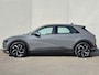 Hyundai Ioniq 5 Connect 77.4 kWh / SOH 100 % / Fabrieksgarantie tot 03-2028 / 8 Jaar Batterij Garantie / Dealer onderhouden / 1.600 kg trekgewicht / Warmtepomp / CCS snel laden / Elektrische stoel / Stuur- en stoelverwarming / Apple Carplay Android / 19"LM wielen / Dodehoek Detectie /
