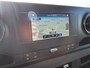Mercedes-Benz Sprinter 314 2.2 CDI 143pk AUT-7 L2H2 EURO VI-D NAVI Camera ECC Keyless Bluetooth Navigatie-pakket Elektr.Spiegels+Verwarmd BlindSpot-Assist Regensensor Bordherkenning Trekhaak 3.500kg Trekvermogen Betonplex Wandbetimmerd