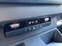 Mercedes-Benz Sprinter 314 2.2 CDI 143pk AUT-7 L2H2 EURO VI-D NAVI Camera ECC Keyless Bluetooth Navigatie-pakket Elektr.Spiegels+Verwarmd BlindSpot-Assist Regensensor Bordherkenning Trekhaak 3.500kg Trekvermogen Betonplex Wandbetimmerd