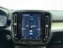 Volvo XC40 T3 Business Pro | Adapt. Cruise control | Trekhaak | Stoel/stuurwiel verwarmd | BLIS |
