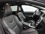 Volvo V60 2.0 T4 Business Sport | Trekhaak | Camera | Schuif/kantel dak |