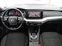 Skoda Octavia 1.5 e-TSI Business Edition | Stoelverwarming | Trekhaak | Camera | Carplay | Sfeerverlichting | Memory | Navigatie | Full LED | Digital Cockpit | Side Assist | Climate control | Cruise control