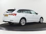 Skoda Octavia 1.5 e-TSI Business Edition | Stoelverwarming | Trekhaak | Camera | Carplay | Sfeerverlichting | Memory | Navigatie | Full LED | Digital Cockpit | Side Assist | Climate control | Cruise control