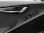 Kia Niro EV DynamicLine 64.8 kWh Automaat Climate control Adaptieve cruise control Parkeersensoren Camera Stuurverwarming Stoelverwarming Keyless LED Trekhaak Navigatie Apple Carplay/ Android Auto
