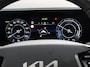 Kia Niro EV DynamicLine 64.8 kWh Automaat Climate control Adaptieve cruise control Parkeersensoren Camera Stuurverwarming Stoelverwarming Keyless LED Trekhaak Navigatie Apple Carplay/ Android Auto