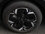 Kia Niro EV DynamicLine 64.8 kWh Automaat Climate control Adaptieve cruise control Parkeersensoren Camera Stuurverwarming Stoelverwarming Keyless LED Trekhaak Navigatie Apple Carplay/ Android Auto