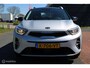 Kia Stonic 1.0 T-GDi MHEV DynamicLine, Zwart dak, App connect/navi, Cruise, Airco, Pdc + camera, Telefoon