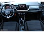 Kia Stonic 1.0 T-GDi MHEV DynamicLine, Zwart dak, App connect/navi, Cruise, Airco, Pdc + camera, Telefoon