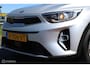 Kia Stonic 1.0 T-GDi MHEV DynamicLine, Zwart dak, App connect/navi, Cruise, Airco, Pdc + camera, Telefoon