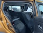 Dacia Sandero 90PK TCe Comfort | 1e eigenaar | Parkeersensoren | Climate Control | Apple CarPlay/Android Auto | Licht & Regen Sensor | Armsteun |