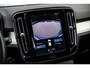 Volvo XC40 T3 Momentum Pro Aut | Navigatie | Trekhaak | Cruise Control Adaptief | BLIS | Achteruitrijcamera | Parkeersensoren