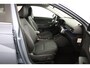 Hyundai Kona 1.6 GDI HEV Premium |Uit voorraad leverbaar! | 360 Camera | Stoel/Stuur Verwarming | Navigatie