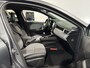 Renault Clio 90PK TCe GPF Techno | Navi | Camera | Parkeersensoren | Digital Cockpit | Apple CarPlay/Android Auto | Armsteun | Licht & Regen Sensor | Climate Control |