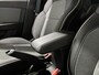 Renault Clio 90PK TCe GPF Techno | Navi | Camera | Parkeersensoren | Digital Cockpit | Apple CarPlay/Android Auto | Armsteun | Licht & Regen Sensor | Climate Control |