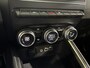 Renault Clio 90PK TCe GPF Techno | Navi | Camera | Parkeersensoren | Digital Cockpit | Apple CarPlay/Android Auto | Armsteun | Licht & Regen Sensor | Climate Control |