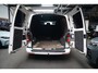 Volkswagen Transporter 2.0 TDI L2H1 DC HighLine | Xenon/LED | Automaat | Motor gereviseerd 11k | 25 jahre edition | Luxe Leder |