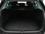 Volkswagen Passat Variant 1.5 TSI 150 PK DSG Business | LED | Trekhaak | Adaptieve Cruise Control | 19 Inch |