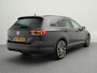 Volkswagen Passat Variant 1.5 TSI 150 PK DSG Business | LED | Trekhaak | Adaptieve Cruise Control | 19 Inch |