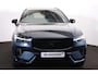 Volvo XC60 T8 Recharge AWD Plus Black Edition - Panorama/schuifdak - IntelliSafe Assist & Surround - 360º Camera - Harman/Kardon audio - Adaptieve LED koplampen - Verwarmde voorstoelen, stuur & achterbank - Parkeersensoren voor & achter - Elektr. bedienb. voorstoelen met geheugen - Head up display - Draadloze tel. lader - Inklapbare trekhaak - 21' LMV