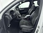 Volvo XC40 2.0 T5 AWD R-Design Intro Edition | Achteruitrijcamera | Panoramadak | Elektr. verstelbare stoelen + memory | Harman Kardon Soundsystem | Climate Control + Stoelverwarming |