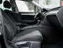 Volkswagen Passat Variant 1.5 TSI Comfort Business | Trekhaak | LED Koplampen | Keyless | Navigatie | Draadloze Telefoonlader | Parkeersensoren | Climate Control | Adaptieve Cruise Control | Metallic Lak | Lichtmetalen Velgen |