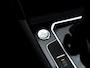 Volkswagen Passat Variant 1.5 TSI Comfort Business | Trekhaak | LED Koplampen | Keyless | Navigatie | Draadloze Telefoonlader | Parkeersensoren | Climate Control | Adaptieve Cruise Control | Metallic Lak | Lichtmetalen Velgen |