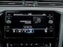 Volkswagen Passat Variant 1.5 TSI Comfort Business | Trekhaak | LED Koplampen | Keyless | Navigatie | Draadloze Telefoonlader | Parkeersensoren | Climate Control | Adaptieve Cruise Control | Metallic Lak | Lichtmetalen Velgen |